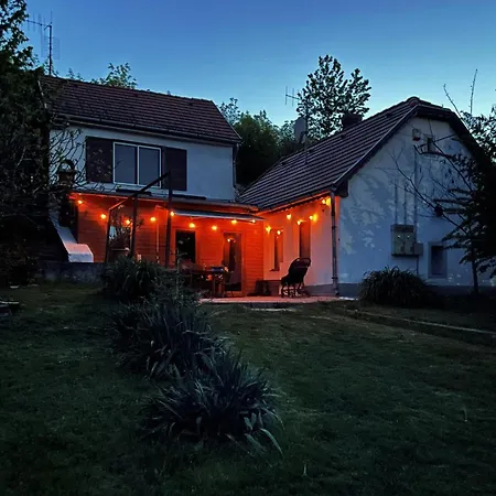 Poci Lak Holiday home Szentkiralyszabadja